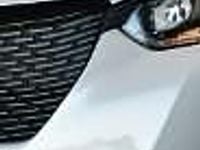 używany Peugeot 2008 1.2dm 100KM 2021r. 74 000km