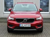 Używany Volvo XC40 Momentum 163 KM (119 kW) 2020 Bordowy (metalik) SUV