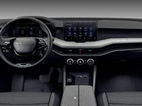 używany Skoda Superb 2dm 115KM 2025r. 1km