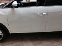 Używany Ssangyong (KGM) Tivoli 163 KM (119 kW) 2024 Biały SUV