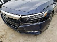 używany Honda Accord 2019, 2.0L hybryda, lekko uszkodzony przód