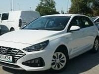 Używany Hyundai i30 120 KM (88 kW) 2022 Biały Hatchback
