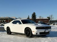 Używany Dodge Challenger 306 KM (225 kW) 2021 Biały Coupe