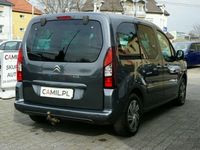 używany Citroën Berlingo 1.6dm 100KM 2017r. 162 000km