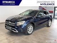 Używany Mercedes GLA180 122 KM (89 kW) 2018 Granatowy SUV