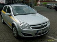 Używany Opel Astra Enjoy 90 KM (66 kW) 2009 Srebrny (metalik) Hatchback