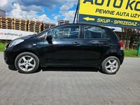 używany Toyota Yaris 1.3dm 101KM 2011r. 112 000km