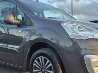 Używany Peugeot Partner 110 KM (80 kW) 2017 Szary Minivan