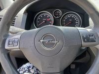 używany Opel Astra Sprzedambenzyna -gaz 2006