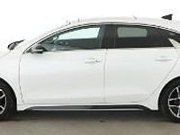 Używany Kia ProCeed GT-Line 140 KM (102 kW) 2018 Biały (metalik) Hatchback