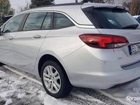 Używany Opel Astra 2019 Srebrny Kombi