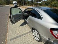 Używany Mercedes C180 2004
