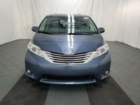 używany Toyota Sienna 3.5dm 296KM 2017r. 96 900km