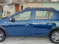 Używany Dacia Sandero 90 KM (66 kW) 2017 Niebieski Hatchback