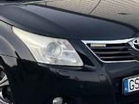 używany Toyota Avensis III