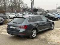 Używany Skoda Superb 120 KM (88 kW) 2016 Szary Kombi