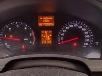 używany Toyota Avensis 