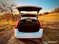 Używany Volvo V60 Ocean Race 2014 Biały Kombi