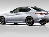 Nowe Alfa Romeo Giulia Veloce 280 KM (205 kW) 2025 Lakier metalizowany szary  vesuvio grey Sedan/Limuzyna