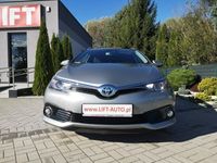 używany Toyota Auris Hybrid 