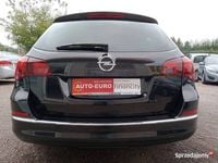 Używany Opel Astra 2013 Czarny Sedan/Limuzyna