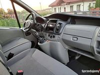 używany Opel Vivaro 2013 r. 9 osobowy