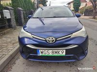 używany Toyota Avensis