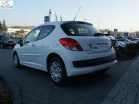 używany Peugeot 207 1.4dm 70KM 2012r. 156 000km