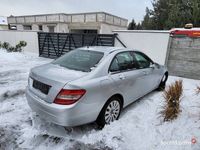 używany Mercedes C180 - uszkodzony