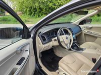 używany Volvo XC60 LIFT 3.0 T6 AWD 4X4 304KM PANORAMA