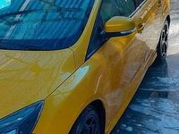 Używany Ford Focus ST 2013 Żółty Kombi