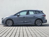 Używany BMW 218 Active Tourer Luxury Line 136 KM (100 kW) 2023 Szary sparkling copper metalizowany Minivan