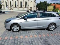 używany Opel Astra kombi 2018r. 1.6 benzyna 200 KM
