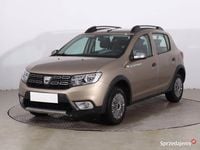 Używany Dacia Sandero 90 KM (66 kW) 2019 Beżowy Hatchback