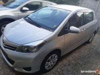 Używany Toyota Yaris 2013 Srebrny Hatchback