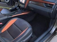 Używany Toyota Avensis 2016 Brązowobeżowy Kombi