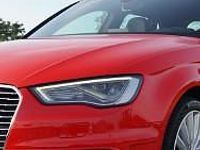 Używany Audi A3 Sportback e-tron 204 KM (150 kW) 2016 Czerwony Hatchback