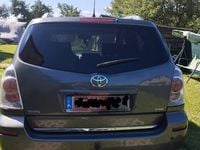 używany Toyota Corolla Verso Niezawodna2.2 D4D