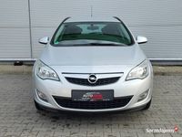 używany Opel Astra 1.4dm 101KM 2012r. 185 000km