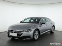 Używany VW Arteon 190 KM (139 kW) 2020 Srebrny Sedan/Limuzyna