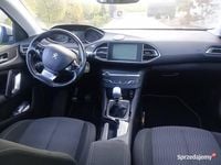 Używany Peugeot 308 2016 Srebrny Kombi