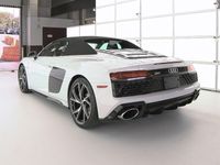 używany Audi R8 Coupé 5.2dm 562KM 2023r. 1 600km