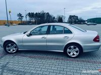 używany Mercedes E320 w211