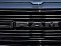 Używany RAM 1500 401 KM (294 kW) 2023 Czarny Pickup