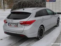 Używany Hyundai i40 135 KM (99 kW) 2012 Srebrny Kombi