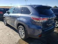 używany Toyota Highlander 2016, 3.5L, 4x4, porysowany lakier