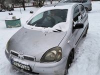 używany Toyota Yaris 1,0 2002r