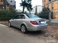 używany Mercedes 200 W 204 C klasaCDI sedan