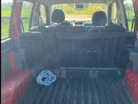 Używany Peugeot Partner 109 KM (80 kW) 2008 Czerwony Minivan