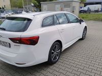 używany Toyota Avensis 2dm 143KM 2017r. 183 000km